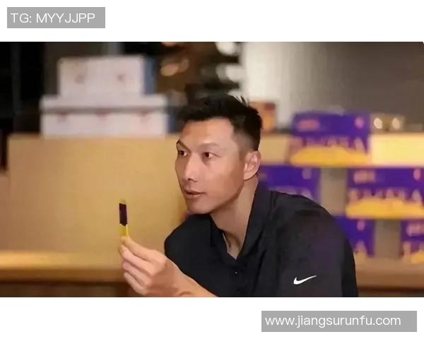 易建联与足球明星的跨界合作与友谊探索篮球与足球的共同魅力