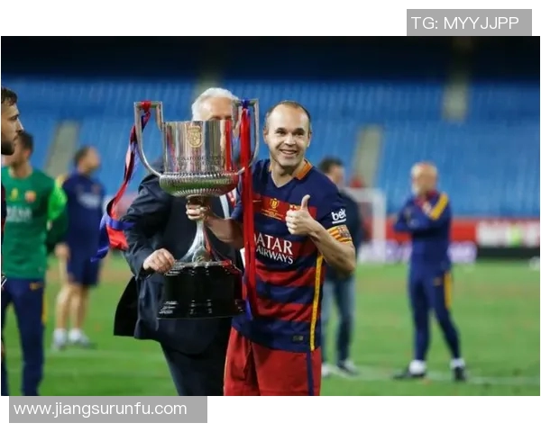 足球明星中谁的红牌记录最多揭示了职业生涯的争议与挑战 足球明星中谁的红牌记录最多揭示了职业生涯的争议与挑战