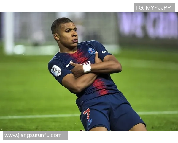 姆巴佩超帅图片大集合展现他的魅力与风采让你爱上这位足球天才